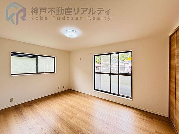 ●洋室は全室6帖以上ございます♪