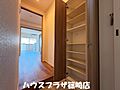 玄関にはシュー...