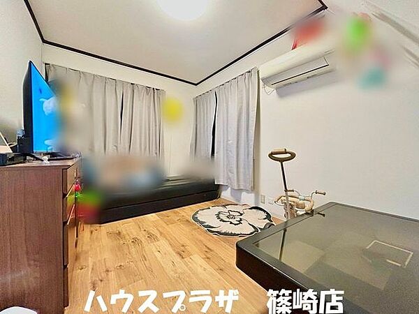 1階洋室　2面採光のお部屋です。
