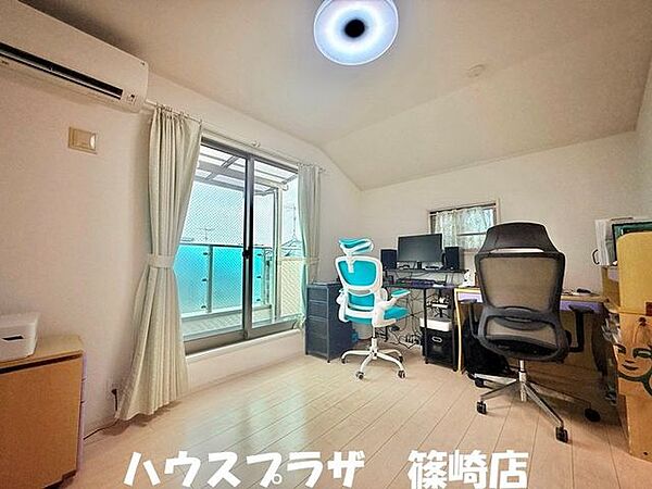 3階6帖のお部屋も日当たり良好となっております！