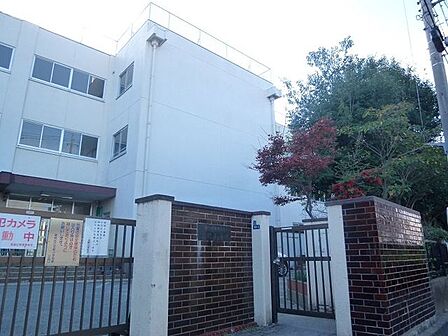 葛飾区立北野小学校 徒歩3分。 190m