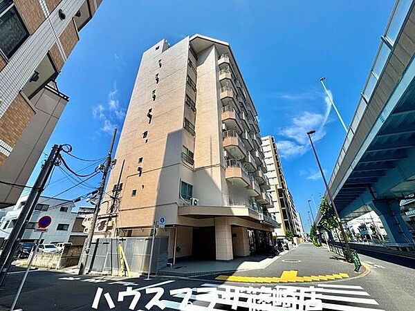 周辺に商業施設があるので買い物に困りません！ R8.8月撮影