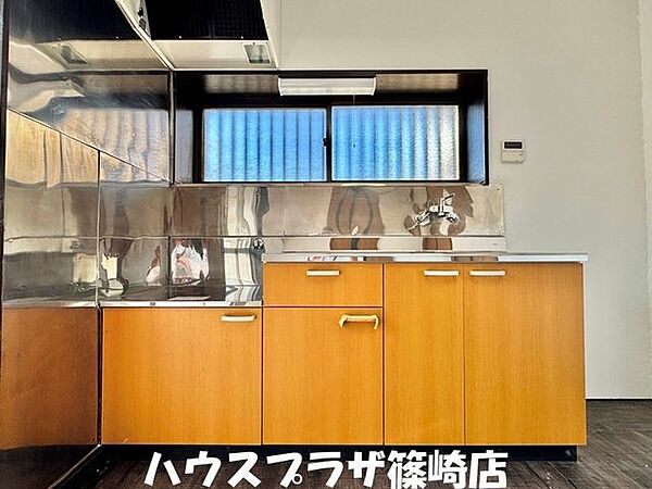 キッチンも新規交換なので、気分が上がりますね。