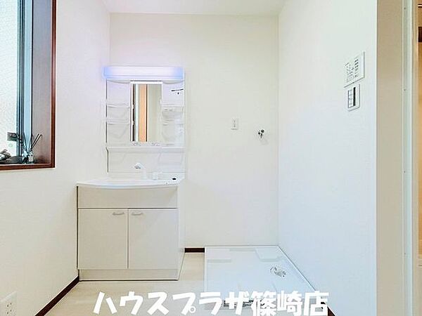 朝の準備や家事が楽しくできそうな洗面室です！