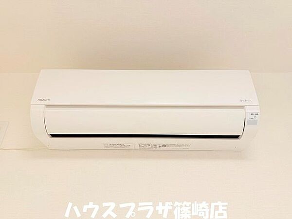 エアコン　5帖の洋室にエアコンが標準装備です。