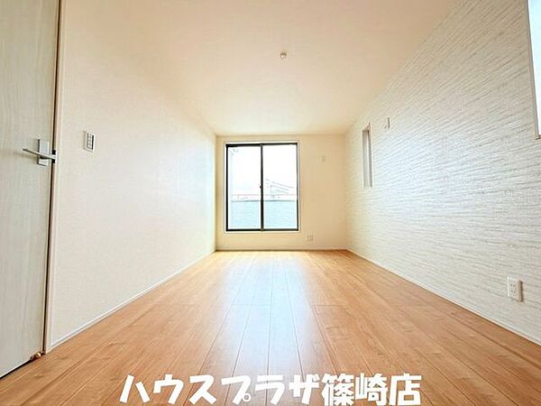 洋室を拡大表示