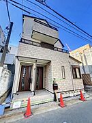 四谷三丁目駅より徒歩5分 築2年8ヶ月 3階建の賃貸物件