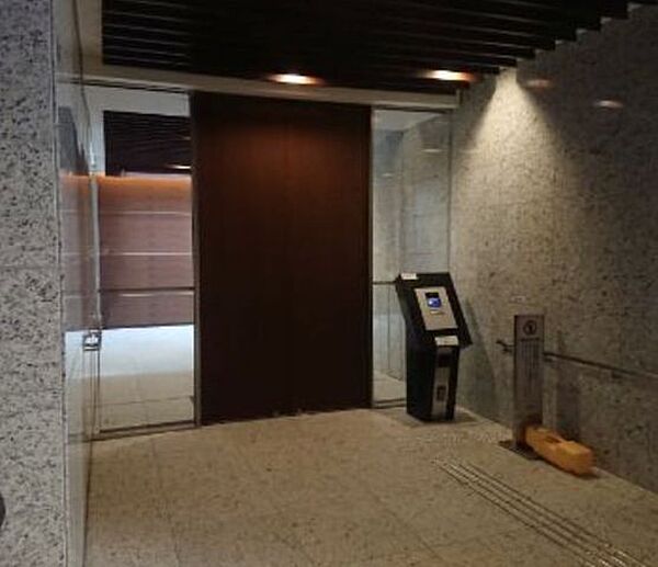 ザ・パークハウス西新宿タワー60 ｜東京都新宿区西新宿５丁目(賃貸マンション1LDK・6階・49.11㎡)の写真 その4