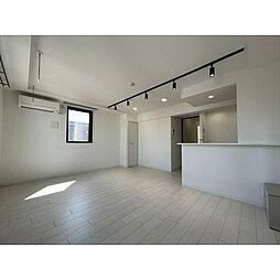 リバートシーズン南台 5階1LDKのリビング/ダイニング