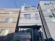 立会川駅より徒歩5分 築2年9ヶ月 3階建の賃貸物件