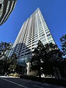 白金高輪駅より徒歩3分 築2年9ヶ月 45階建の賃貸物件