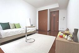 プライムアーバン中目黒 204 2階1Kのリビング/ダイニング