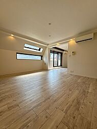 ウィンザーモナー 401 4階3LDKのリビング/ダイニング