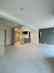 ウルナサンズ 5階3LDKのリビング/ダイニング