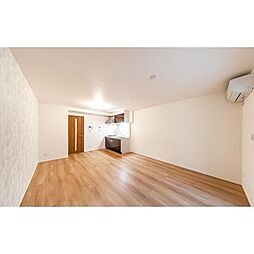 ウェルスクエア目黒祐天寺 1階1LDKのリビング/ダイニング