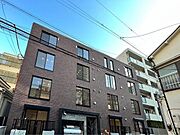 西新宿駅より徒歩4分 1階 築1年10ヶ月の賃貸物件