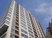 外苑前駅より徒歩8分 築12年3ヶ月 20階建の賃貸物件