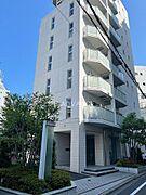 目黒駅より徒歩10分 築9年9ヶ月 10階建の賃貸物件