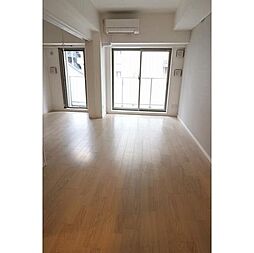 プリームス青柳 405 4階1LDKのリビング/ダイニング