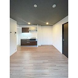 ウェルスクエアイズム下北沢ウエスト 301 3階2LDKのリビング/ダイニング