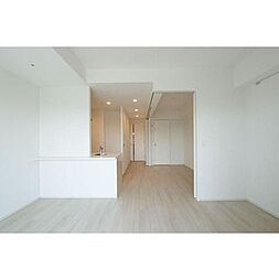 コンフォリア東新宿 1001 10階1LDKのリビング/ダイニング