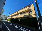 祐天寺駅より徒歩10分 築43年9ヶ月 3階建の賃貸物件