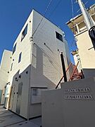 下北沢駅より徒歩6分 新築 3階建の賃貸物件