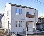 拝島駅より徒歩6分 築2年11ヶ月 2階建の賃貸物件