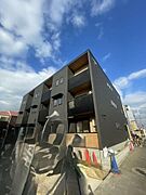 上北沢駅より徒歩17分 新築 3階建の賃貸物件