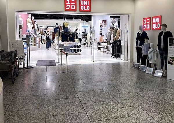 ユニクロ五反田TOC店 徒歩14分。 1060m