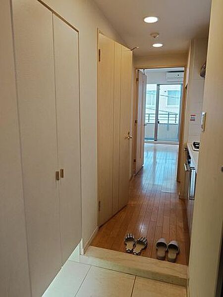 玄関を拡大表示