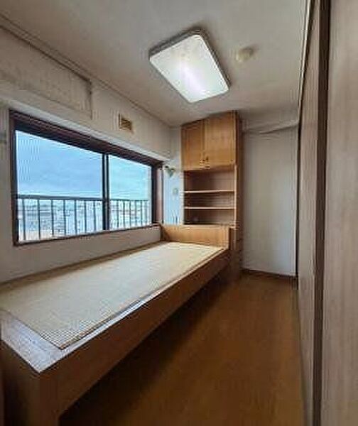 洋室を拡大表示