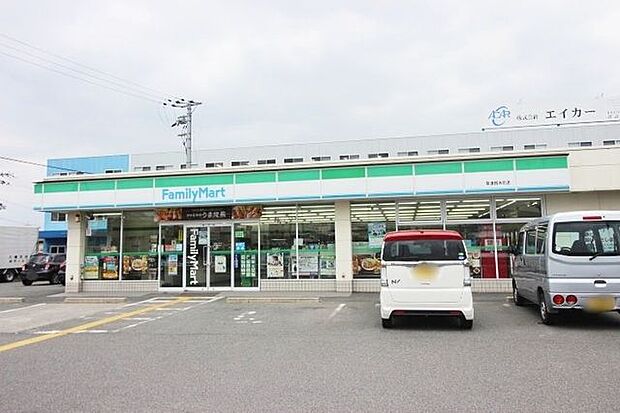 ファミリーマート草津岡本町店 1300m