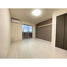 ペルティカ 203 2階1Kのリビング/ダイニング