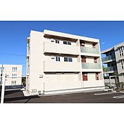 みどりの駅よりバス6分 徒歩12分 新築 3階建の賃貸物件