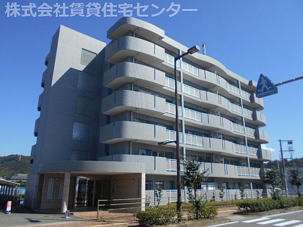 和歌山県和歌山市毛見(賃貸マンション2LDK・1階・61.68㎡)の写真 その1