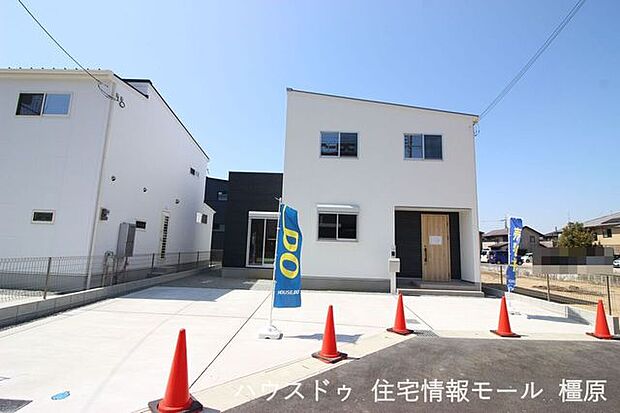 土地面積52.4坪。駐車は3台可能です。桜井市内でゆとりある敷地をご希望のお客様におすすめ致します！