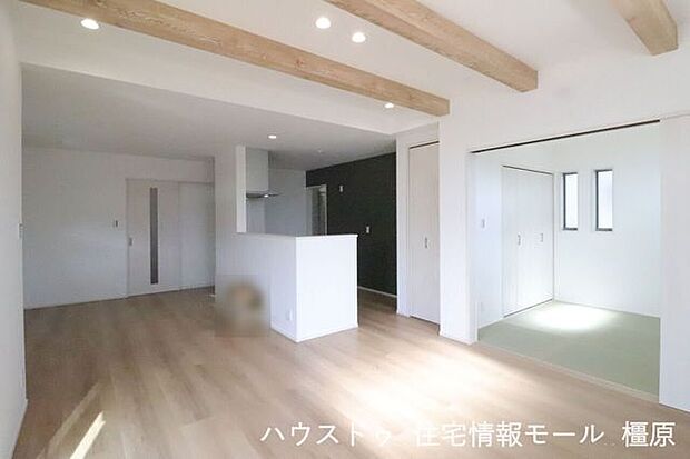 LDKは19.14帖！和室の扉を開け放すと23.6帖の大きな空間としてご利用いただけます