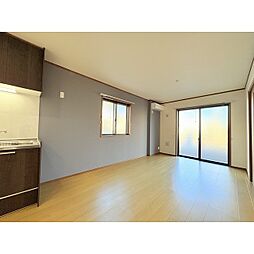 Dieu　famille　A A-102 1階2LDKのリビング/ダイニング