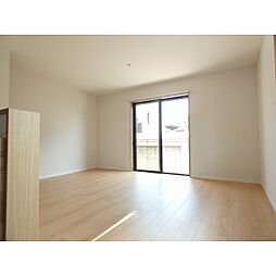 ウィステリア　Ａ棟 1 1階3LDKのリビング/ダイニング