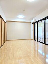 サングレイス本牧元町 3LDKのリビング/ダイニング