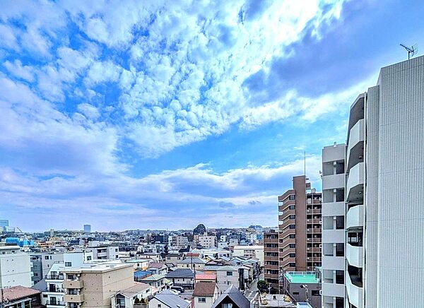 抜け感有、陽当たり良好です