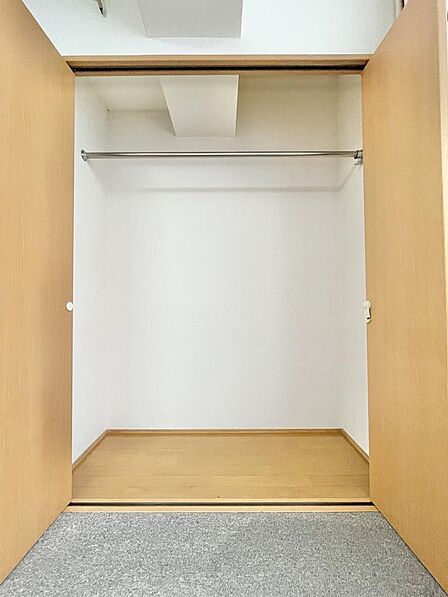 洋室収納