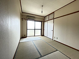 シャトー米山 303号室 3階1Kのリビング/ダイニング