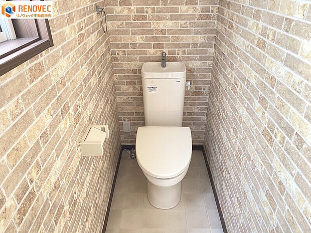 【トイレ】◆個室のリラックスタイムをお楽しみください◆1階と2階の2箇所のトイレがあれば少しは朝のトイレラッシュの緩和になりますでしょうか