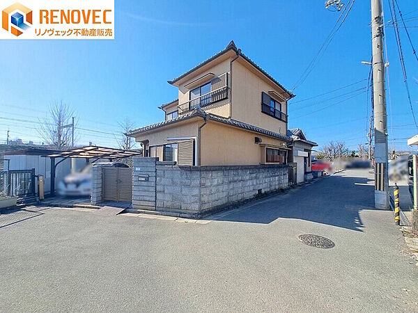 【前面道路含む外観写真】◆お客様にとって最良のマイホームが見つかりますよう、リノヴェックが全力でお手伝いさせていただきます！お気軽にお問い合わせください♪