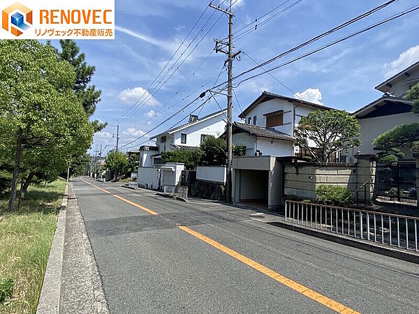 【前面道路含む現地写真】◆【ワンストップ】で理想の住まいを！弊社では、不動産仲介・リフォーム工事・火災保険・不動産登記と、全てを弊社にて承っております！お気軽にご相談下さい