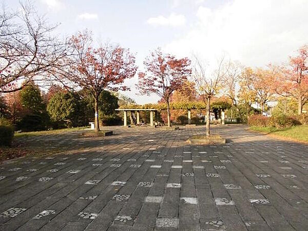 【田園公園】◆約137ｍ◆徒歩約2分