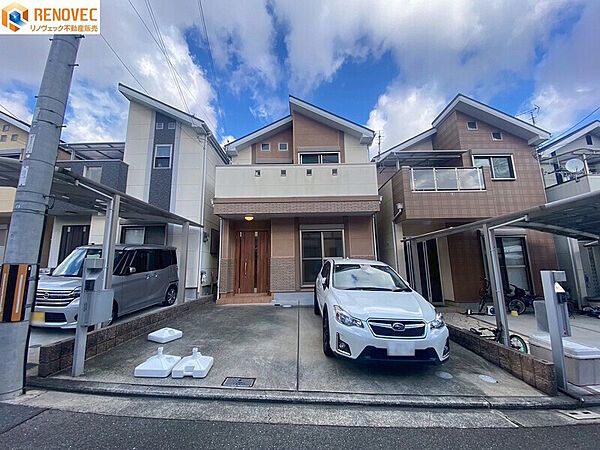 【現地外観写真】◆リフォーム済み4ＳＬＤＫ◆ゆとりのある4ＳＬＤＫ◆駐車スペース2台分有◆全居室6帖以上・収納あり◆緑豊かな閑静な住宅地◆たっぷりの陽光と心地よい風が舞い込む住まい