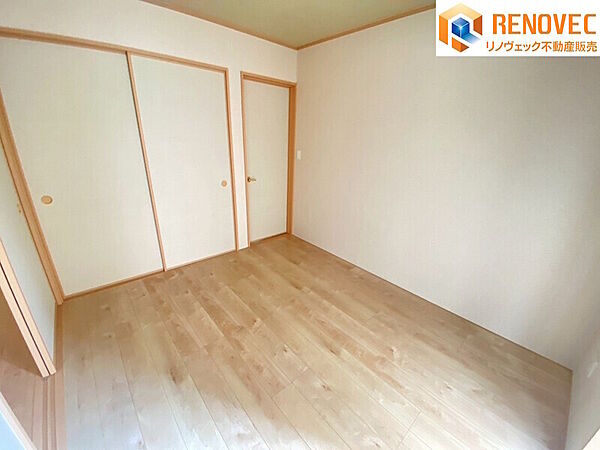 【1階　洋室】◆まずは、ご内覧下さい！ご連絡お待ちしております！待合せも良し、ご自宅にお迎えも良し！◆不動産にまつわる全てを一括でお手伝いをいたします♪